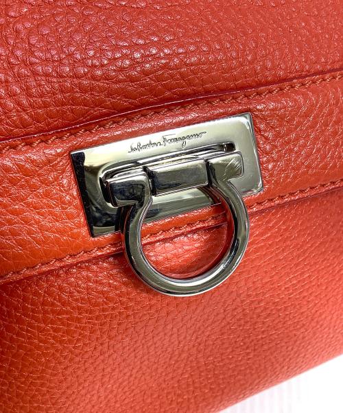 Salvatore Ferragamo（サルヴァトーレ フェラガモ）Salvatore Ferragamo (サルヴァトーレ フェラガモ) 2WAYバッグ オレンジの古着・服飾アイテム