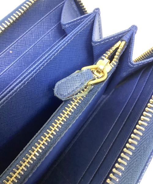 PRADA（プラダ）PRADA (プラダ) ラウンドファスナー財布 ブルーの古着・服飾アイテム
