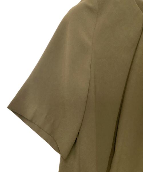CLANE（クラネ）CLANE (クラネ) 半袖ブラウス オリーブ サイズ:36の古着・服飾アイテム
