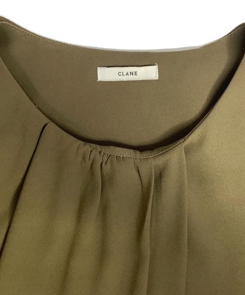 CLANE（クラネ）CLANE (クラネ) 半袖ブラウス オリーブ サイズ:36の古着・服飾アイテム