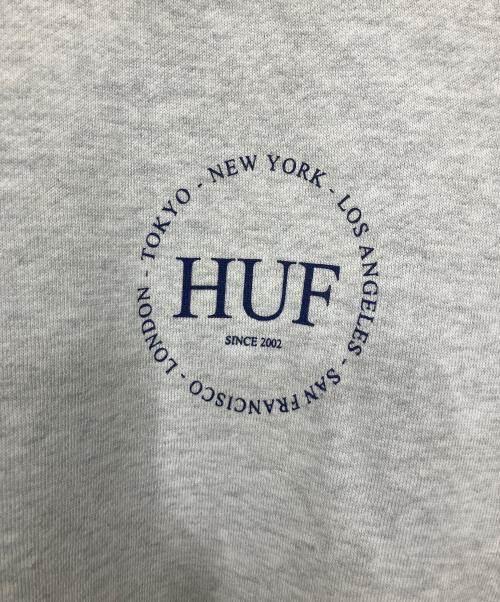 HUF（ハフ）HUF (ハフ) プルオーバーパーカー グレー サイズ:Mの古着・服飾アイテム