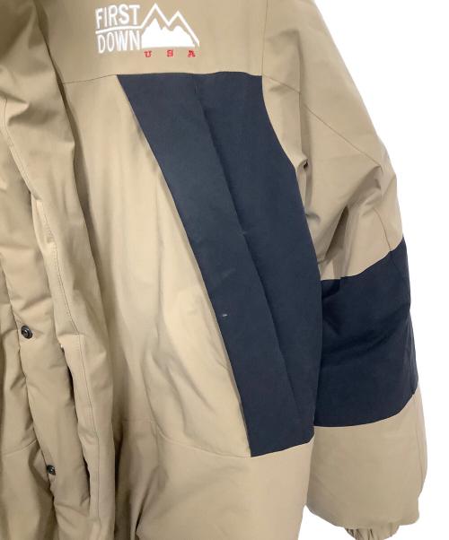 FIRST DOWN（ファーストダウン）FIRST DOWN (ファーストダウン) ダウンジャケット ベージュ サイズ:Mの古着・服飾アイテム