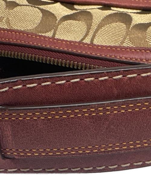 COACH（コーチ）COACH (コーチ) ワンショルダーバッグ ボルドー×ベージュの古着・服飾アイテム