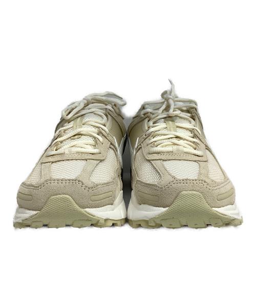 NIKE（ナイキ）NIKE (ナイキ) ZOOM VOMERO 5 ベージュ サイズ:27.5cmの古着・服飾アイテム