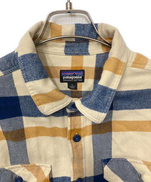Patagonia（パタゴニア）Patagonia (パタゴニア) ネルシャツ イエロー×ブルー サイズ:Lの古着・服飾アイテム