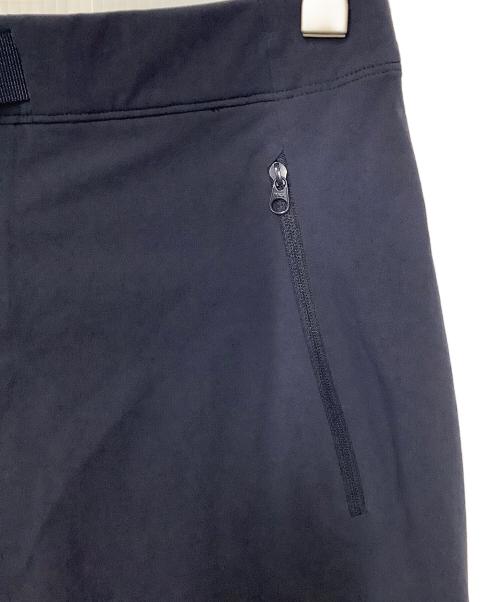 ARC'TERYX（アークテリクス）ARC'TERYX (アークテリクス) ショートパンツ ネイビー サイズ:Mの古着・服飾アイテム