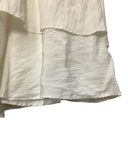 FRAY ID（フレイ アイディー）FRAY ID (フレイ アイディー) スカート ホワイトの古着・服飾アイテム