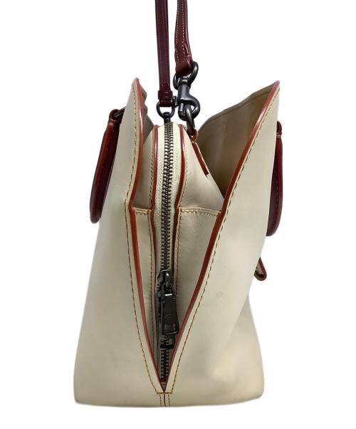 COACH（コーチ）COACH (コーチ) 2WAYバッグ アイボリー×レッドの古着・服飾アイテム