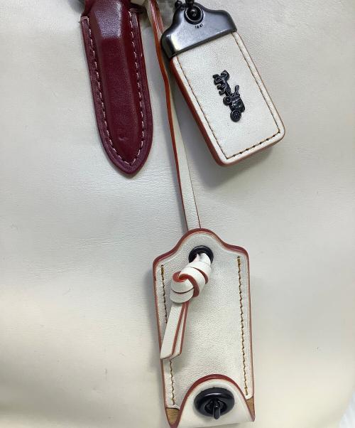 COACH（コーチ）COACH (コーチ) 2WAYバッグ アイボリー×レッドの古着・服飾アイテム