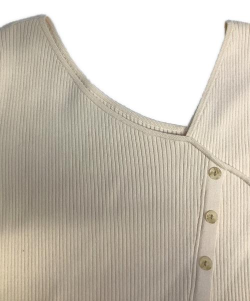 Lily Brown（リリーブラウン）Lily Brown (リリーブラウン) 長袖ワンピース ベージュ サイズ:F 未使用品の古着・服飾アイテム
