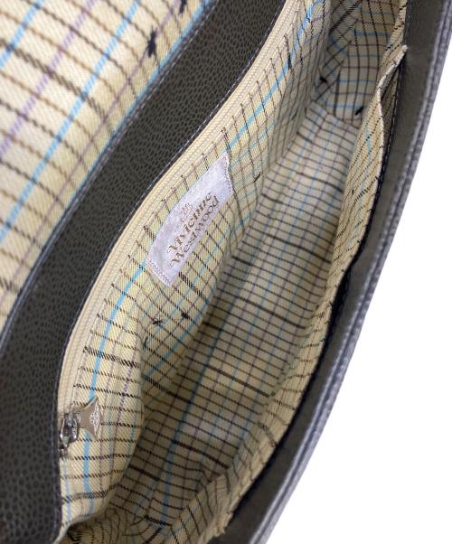 Vivienne Westwood（ヴィヴィアンウエストウッド）Vivienne Westwood (ヴィヴィアンウエストウッド) バッグ カーキの古着・服飾アイテム