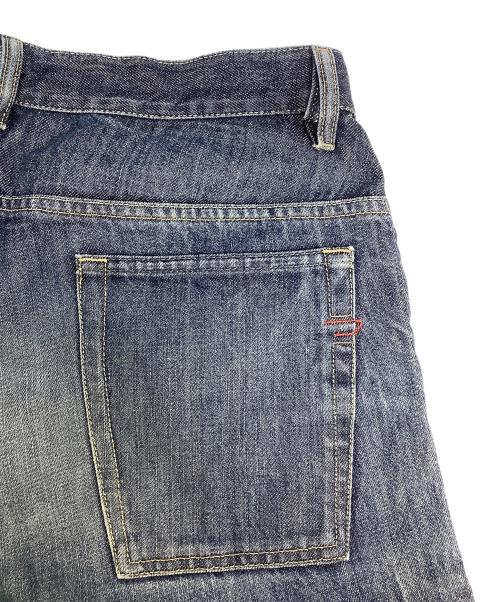 DIESEL（ディーゼル）DIESEL (ディーゼル) デニムパンツ インディゴ サイズ:33の古着・服飾アイテム