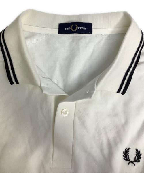 FRED PERRY（フレッドペリー）FRED PERRY (フレッドペリー) ポロシャツ ホワイト サイズ:Lの古着・服飾アイテム