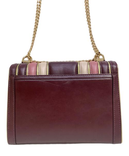 MICHAEL KORS（マイケルコース）MICHAEL KORS (マイケルコース) ホイットニーキルテッド チェーン ショルダーバッグ ボルドー×ピンクの古着・服飾アイテム