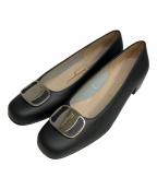 Salvatore Ferragamoサルヴァトーレ フェラガモ）の古着「フラットシューズ」｜ブラック