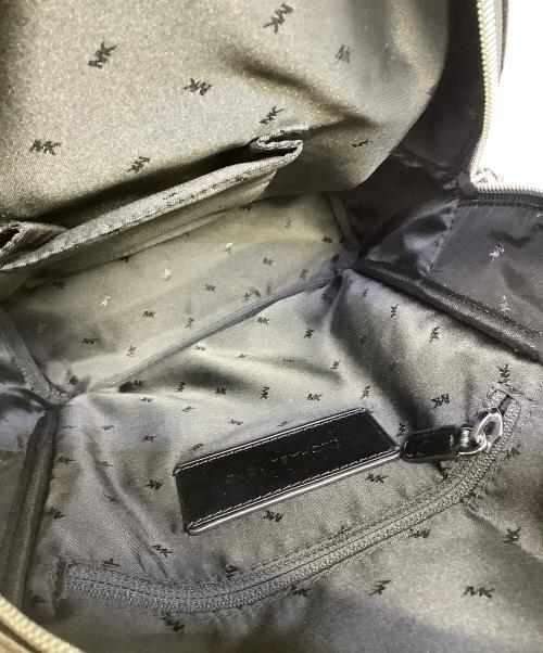 MICHAEL KORS（マイケルコース）MICHAEL KORS (マイケルコース) ボディバッグ ブラウンの古着・服飾アイテム