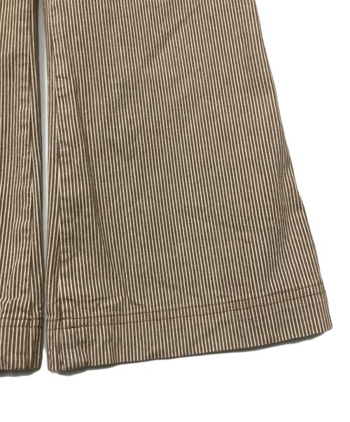 BURBERRY BLUE LABEL（バーバリー ブルー レーベル）BURBERRY BLUE LABEL (バーバリー ブルー レーベル) カーゴパンツ ベージュ×ホワイト サイズ:25の古着・服飾アイテム