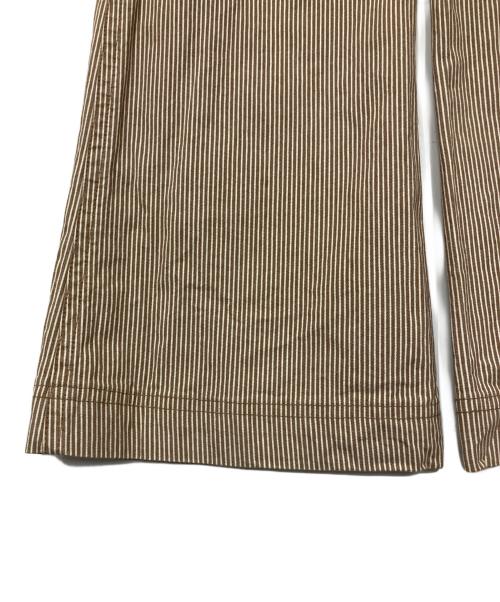 BURBERRY BLUE LABEL（バーバリー ブルー レーベル）BURBERRY BLUE LABEL (バーバリー ブルー レーベル) カーゴパンツ ベージュ×ホワイト サイズ:25の古着・服飾アイテム