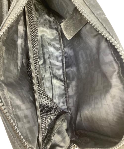 TRUE RELIGION（トゥルー レリジョン）TRUE RELIGION (トゥルー レリジョン) ボディバッグ ブラックの古着・服飾アイテム