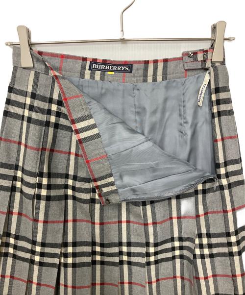 Burberry's（バーバリーズ）Burberry's (バーバリーズ) ノバチェックスカート グレー サイズ:不明の古着・服飾アイテム