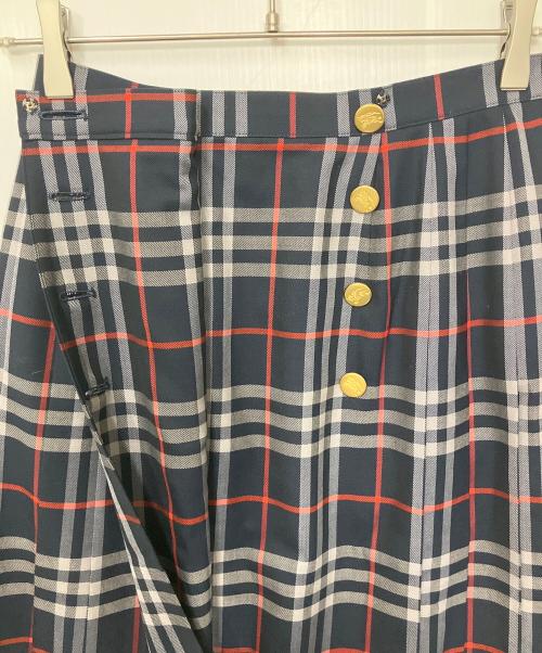 Burberry's（バーバリーズ）Burberry's (バーバリーズ) ノバチェックスカート ネイビー サイズ:11ARの古着・服飾アイテム