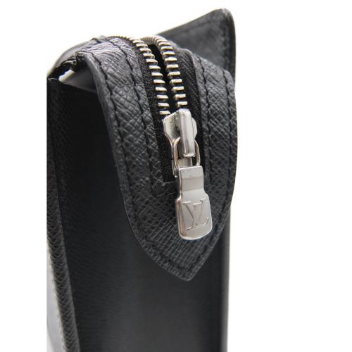 LOUIS VUITTON（ルイ ヴィトン）LOUIS VUITTON (ルイヴィトン) ポルトドキュマン・ロザン ブラック サイズ:- タイガ M30052 R11130の古着・服飾アイテム