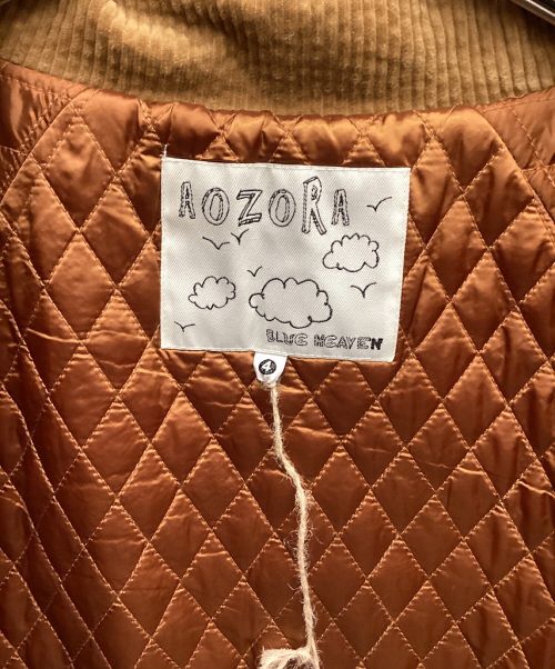 AOZORA BLUE HEAVEN（アオゾラブルーヘブン）AOZORA BLUE HEAVEN (アオゾラブルーヘブン) カバーオール ベージュ×ブラウン サイズ:4 未使用品の古着・服飾アイテム