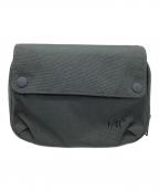 F/CE.エフシーイー）の古着「ショルダーバッグ」｜グレー