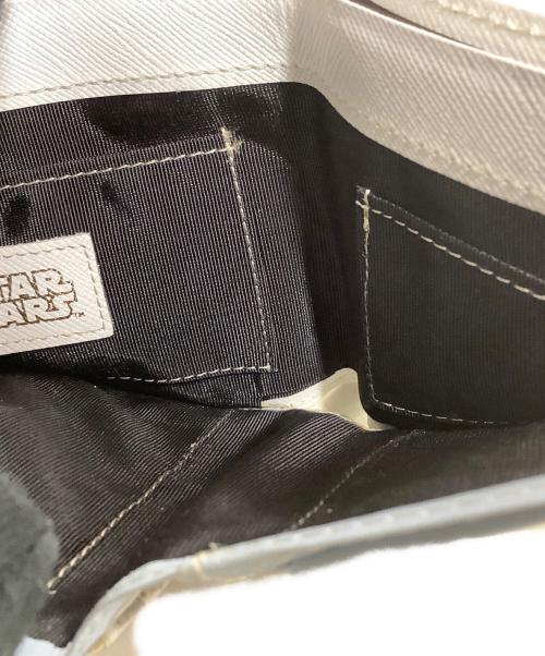 NAUGTIAN（ノーティアム）NAUGTIAN (ノーティアム) 2つ折り財布 ホワイトの古着・服飾アイテム