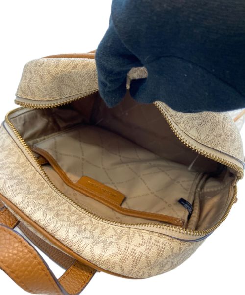 MICHAEL KORS（マイケル・コース）MICHAEL KORS (マイケルコース) リュック アイボリー×ブラウンの古着・服飾アイテム