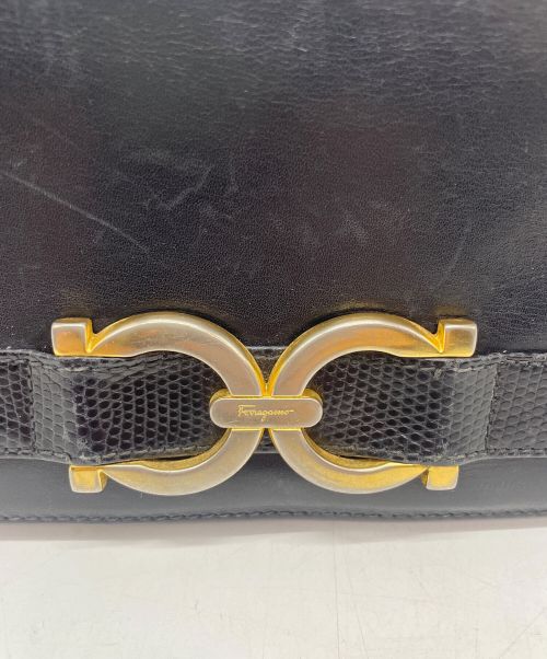 Salvatore Ferragamo（サルヴァトーレ フェラガモ）Salvatore Ferragamo (サルヴァトーレ フェラガモ) チェーンショルダーバッグ ブラックの古着・服飾アイテム