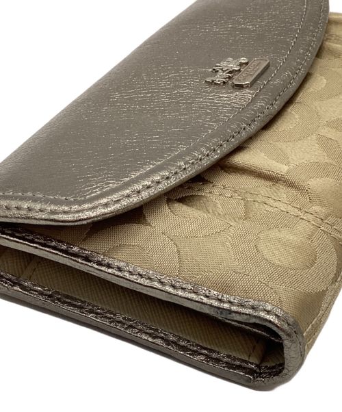 COACH（コーチ）COACH (コーチ) 長財布 ライトブラウン×メタリックブラウンの古着・服飾アイテム