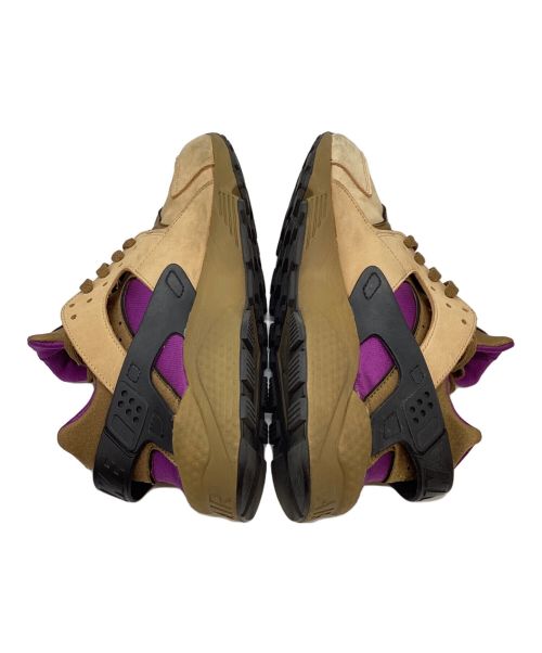 NIKE（ナイキ）NIKE (ナイキ) AIR HUARACHE LE ベージュ×パープル サイズ:27cmの古着・服飾アイテム