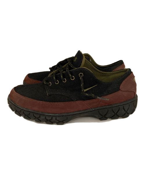 NIKE ACG（ナイキエーシージー）NIKE ACG (ナイキエージーシー) ローカットスニーカー ブラック×ボルドー サイズ:26.5の古着・服飾アイテム