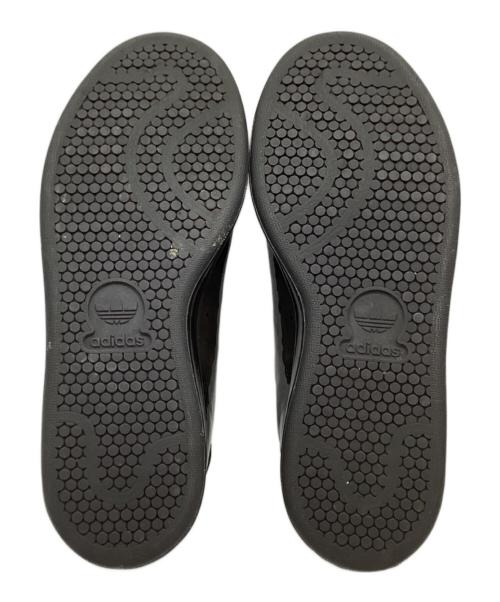 adidas（アディダス）adidas (アディダス) ローカットスニーカー ブラック サイズ:23.5cmの古着・服飾アイテム