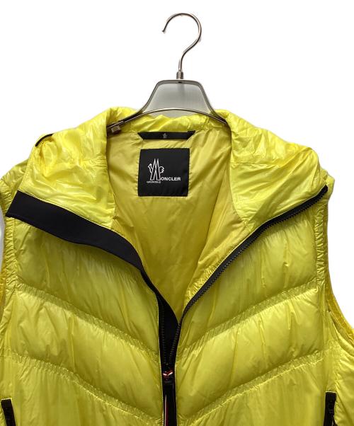 MONCLER GRENOBLE（モンクレール グルノーブル）MONCLER GRENOBLE (モンクレール グルノーブル) ダウンベスト イエロー サイズ:5の古着・服飾アイテム