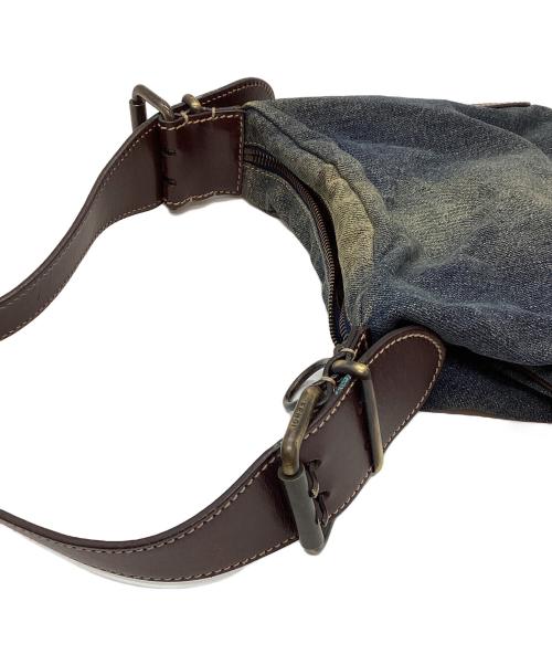 FENDI（フェンディ）FENDI (フェンディ) ワンショルダーバッグ インディゴの古着・服飾アイテム