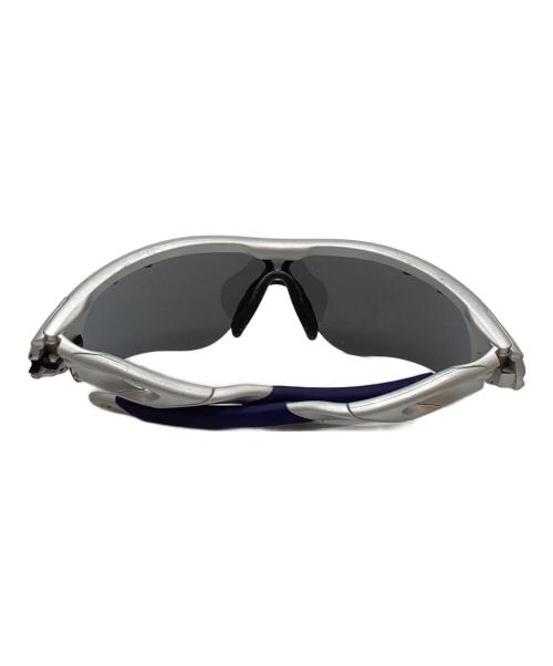 OAKLEY（オークリー）OAKLEY (オークリー) スポーツサングラス グレーの古着・服飾アイテム