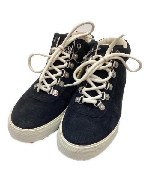 THE NORTH FACE（ザ ノース フェイス）THE NORTH FACE (ザ ノース フェイス) ミドルカットスニーカー ブラック×ホワイト サイズ:24 未使用品の古着・服飾アイテム