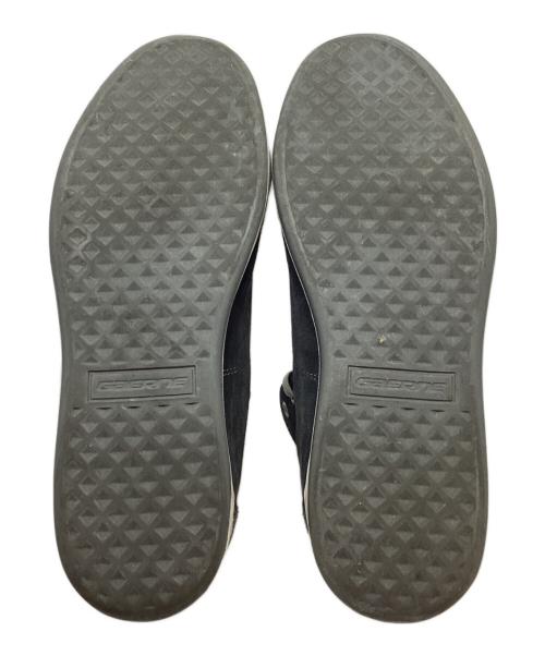 GAERNE（ガエルネ）GAERNE (ガエルネ) ハイカットスニーカー グレー サイズ:26cmの古着・服飾アイテム