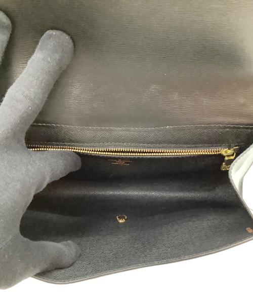 LOUIS VUITTON（ルイ ヴィトン）LOUIS VUITTON (ルイ ヴィトン) クラッチバッグ ブラックの古着・服飾アイテム