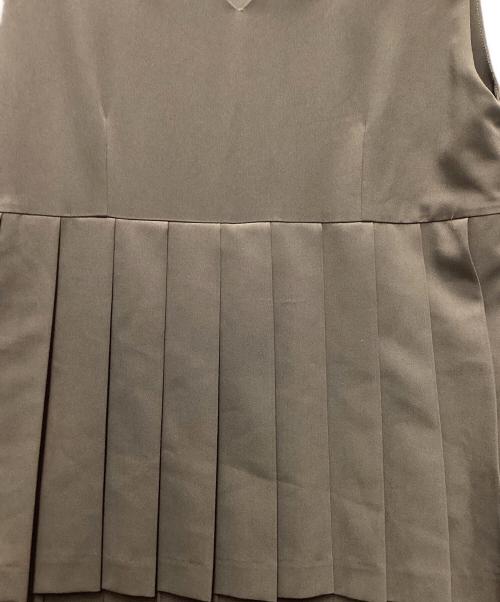 CLANE（クラネ）CLANE (クラネ) プリーツワンピース オリーブ サイズ:1の古着・服飾アイテム
