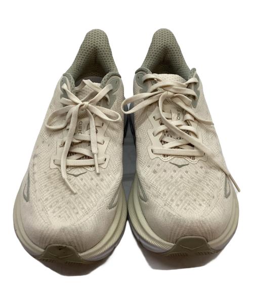 HOKAONEONE（ホカオネオネ）HOKAONEONE (ホカオネオネ) ランニングシューズ ホワイト サイズ:26,5の古着・服飾アイテム