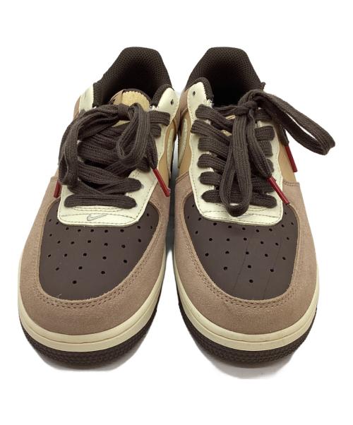 NIKE（ナイキ）NIKE (ナイキ) スニーカー ベージュ サイズ:24cmの古着・服飾アイテム