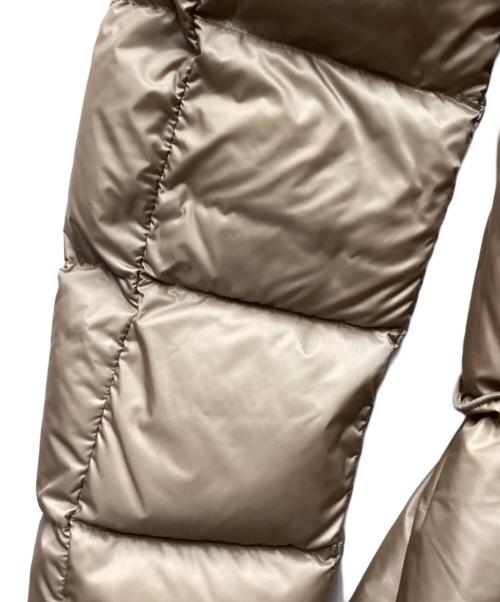 MONCLER（モンクレール）MONCLER (モンクレール) ダウンジャケット ベージュの古着・服飾アイテム