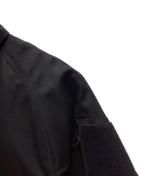 mout recon tailor（マウトリーコンテーラー）MOUT RECON TAILOR (マウトリーコンテーラー) ハードシェルジャケット ブラック サイズ:44の古着・服飾アイテム