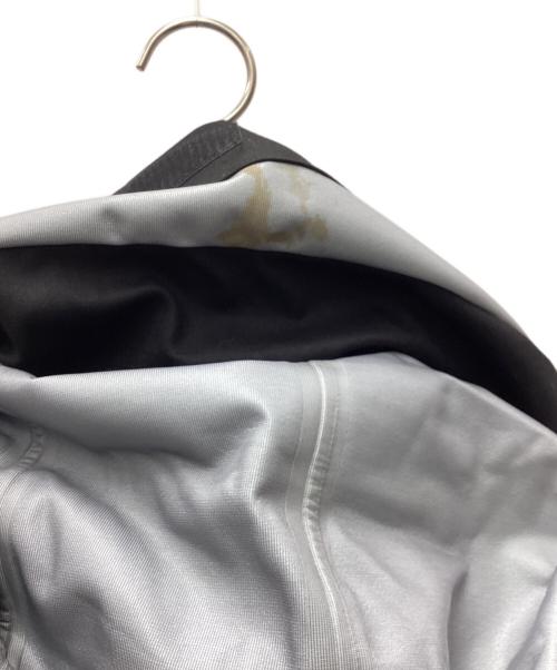 mout recon tailor（マウトリーコンテーラー）MOUT RECON TAILOR (マウトリーコンテーラー) ハードシェルジャケット ブラック サイズ:44の古着・服飾アイテム