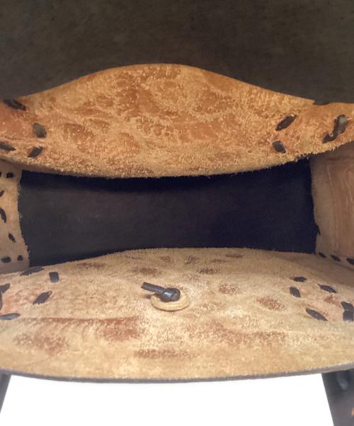 Carving Tribes（カービングトライブス）Carving Tribes (カービングトライブス) ハンドバッグ ブラウンの古着・服飾アイテム