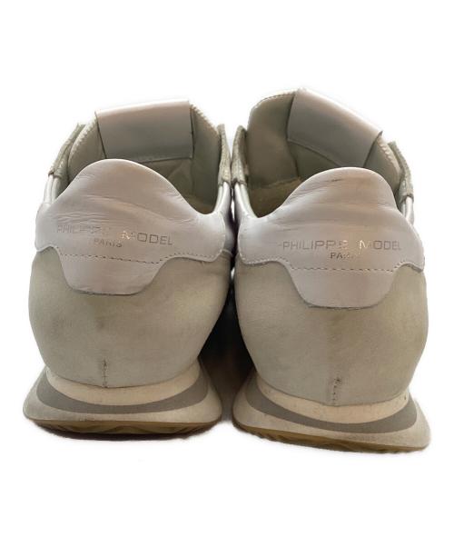 PHILIPPE MODEL（フィリップ モデル）PHILIPPE MODEL (フィリップ モデル) ローカットスニーカー ホワイト サイズ:43の古着・服飾アイテム
