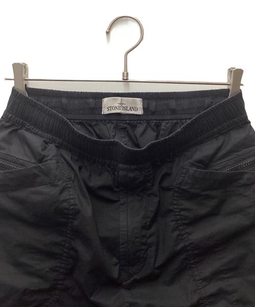 STONE ISLAND（ストーンアイランド）STONE ISLAND (ストーンアイランド) ガーメントダイストレッチコットンポプリンシャーリングショーツ ブラック サイズ:W29の古着・服飾アイテム